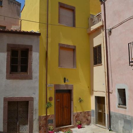 Hotel La Casa Di Angelo Bosa Exterior foto